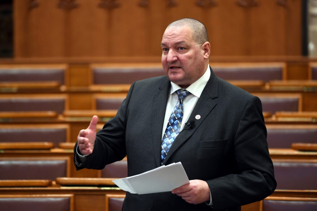 Németh Szilárd: Az ukrán energiafenyegetés véget vetne a rezsicsökkentés időszakának NÉMETH Szilárd