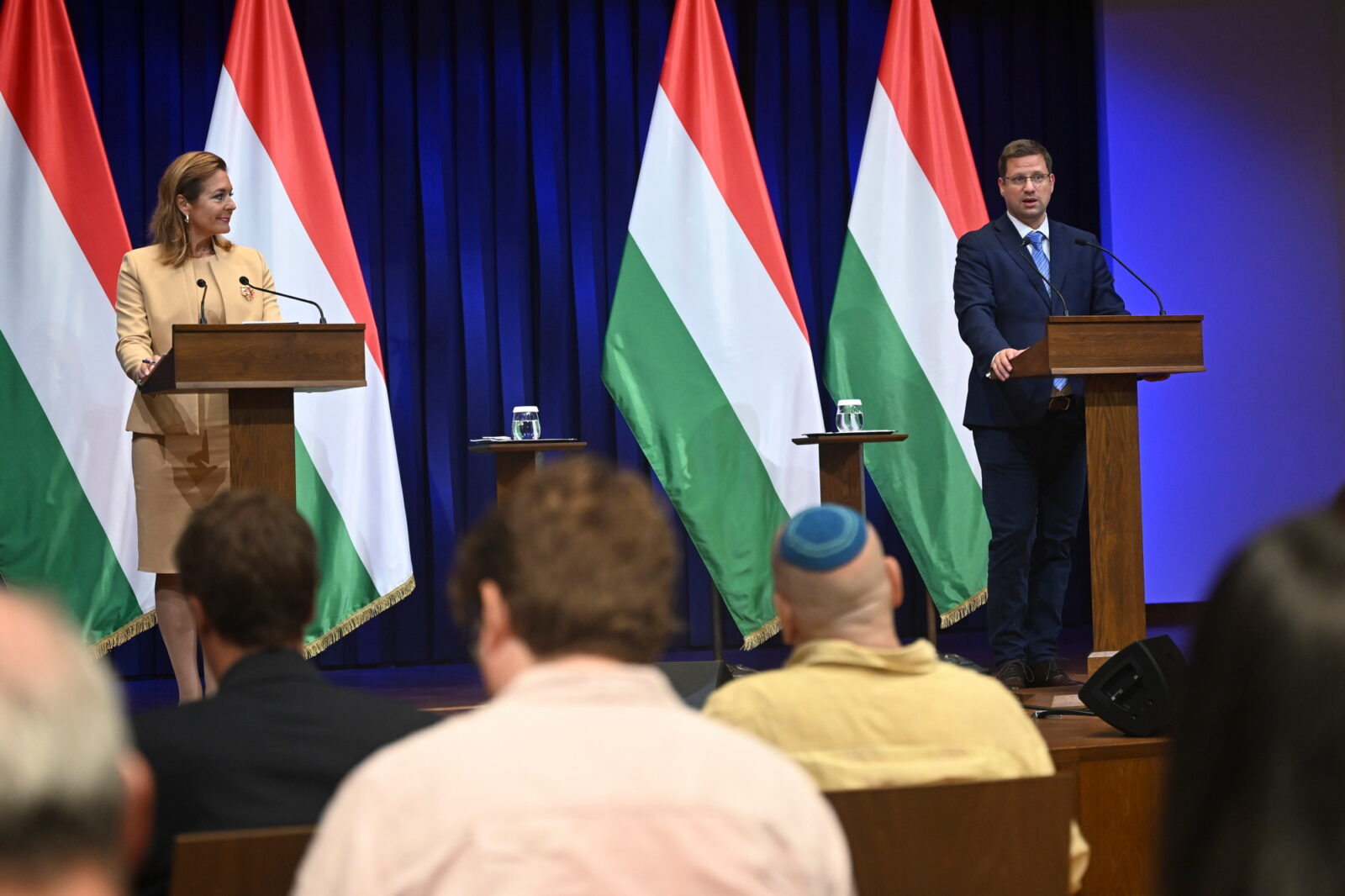 GULYÁS Gergely; VITÁLYOS Eszter