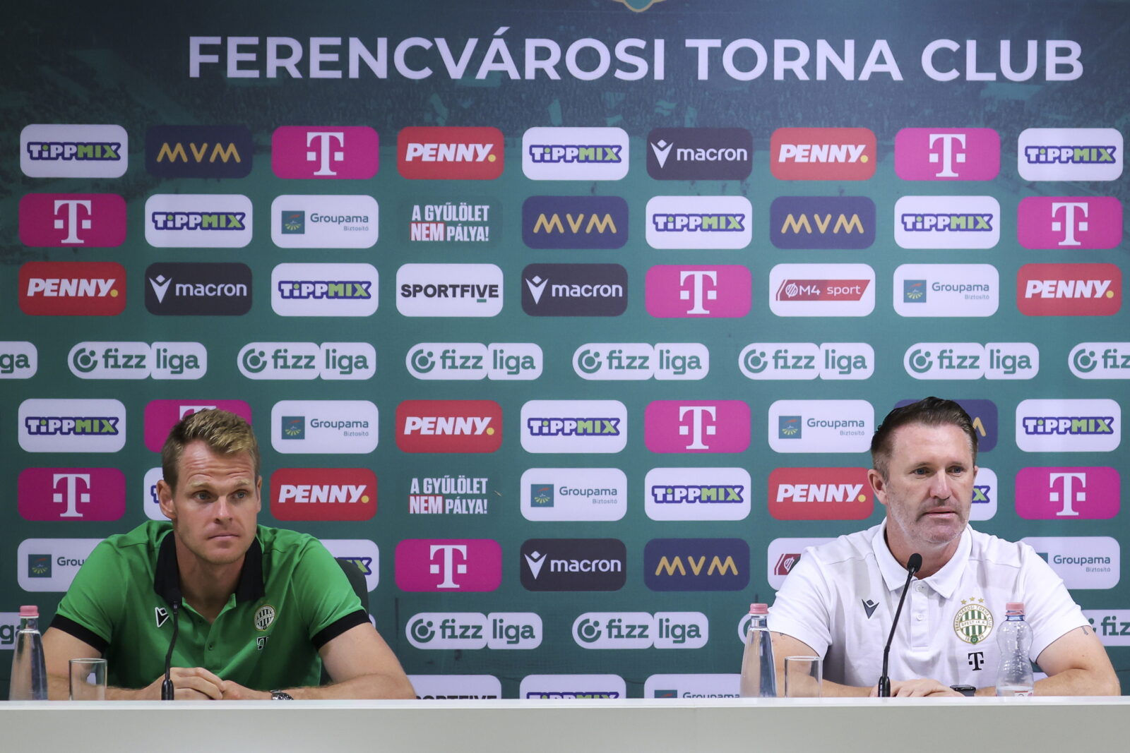 Dibusz-Dénes-Robbie-Keane