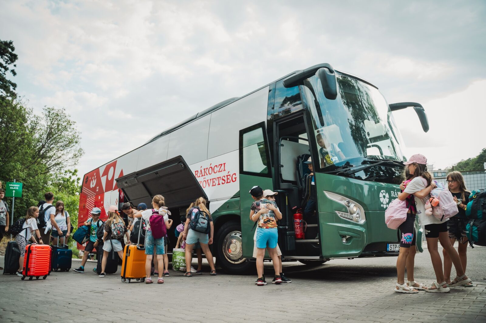 Rákóczi-Szövetség-tábor-érkezés