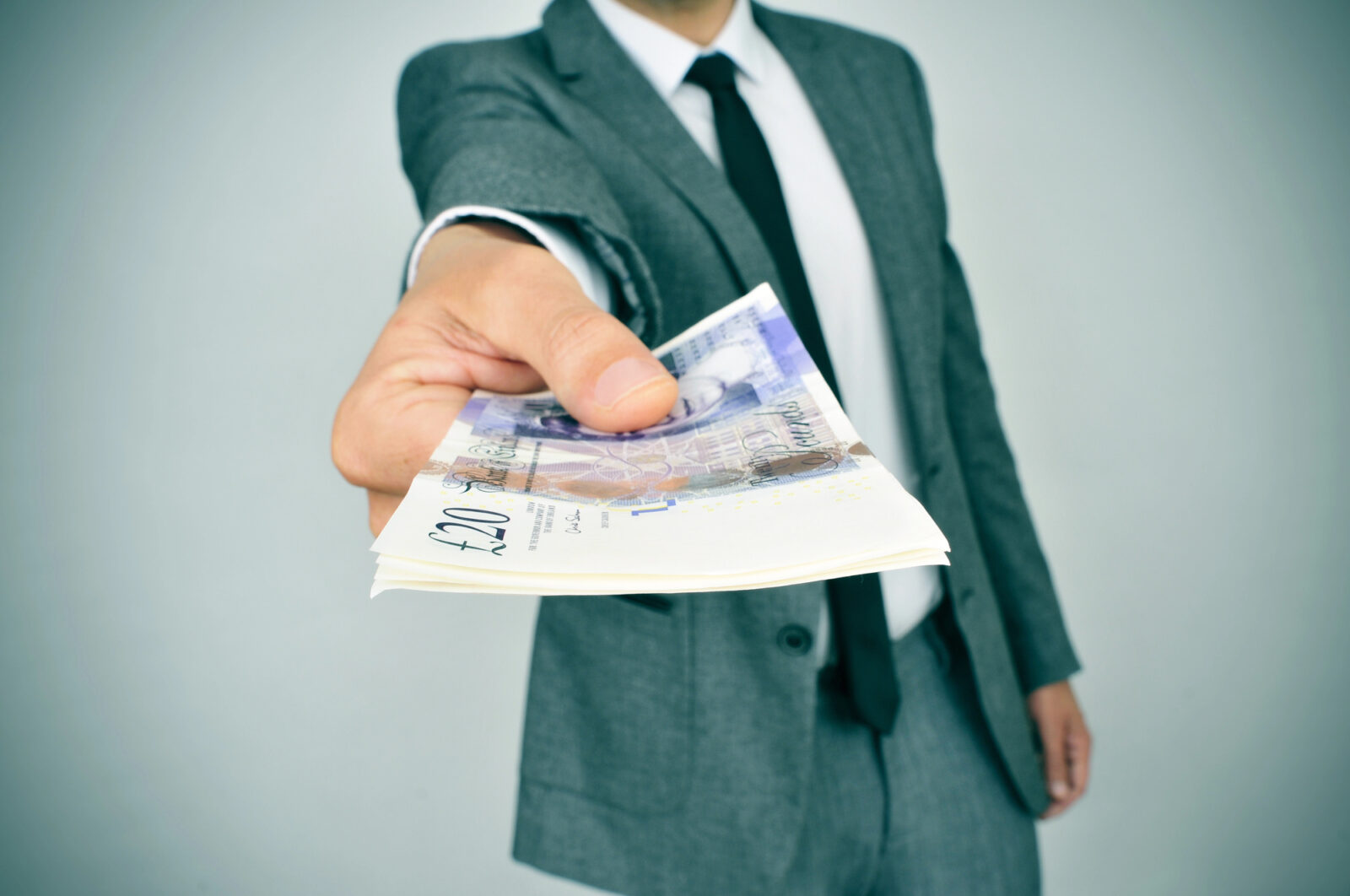 font korrupció britannia