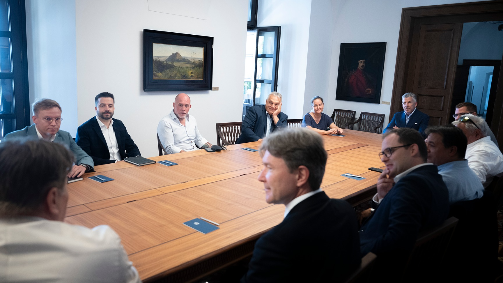 Egyes-számú-digitális-polgári-kör-röpgyűlés