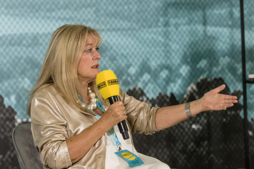 Schmidt Mária Tranzit