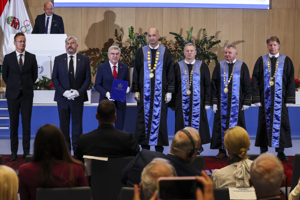 Thomas-Bach-díszdoktor