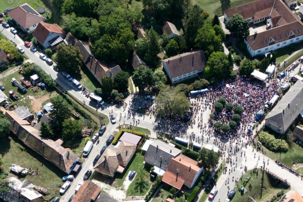 kötcse magyar péter tisza