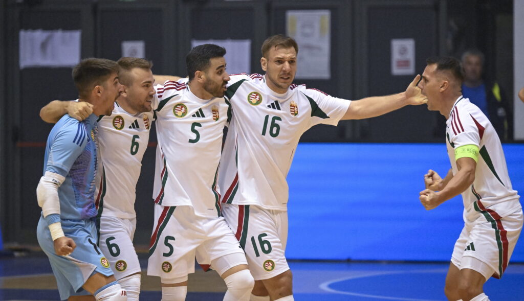 Futsal Európa-bajnoki pótselejtezõ - Románia - Magyarország