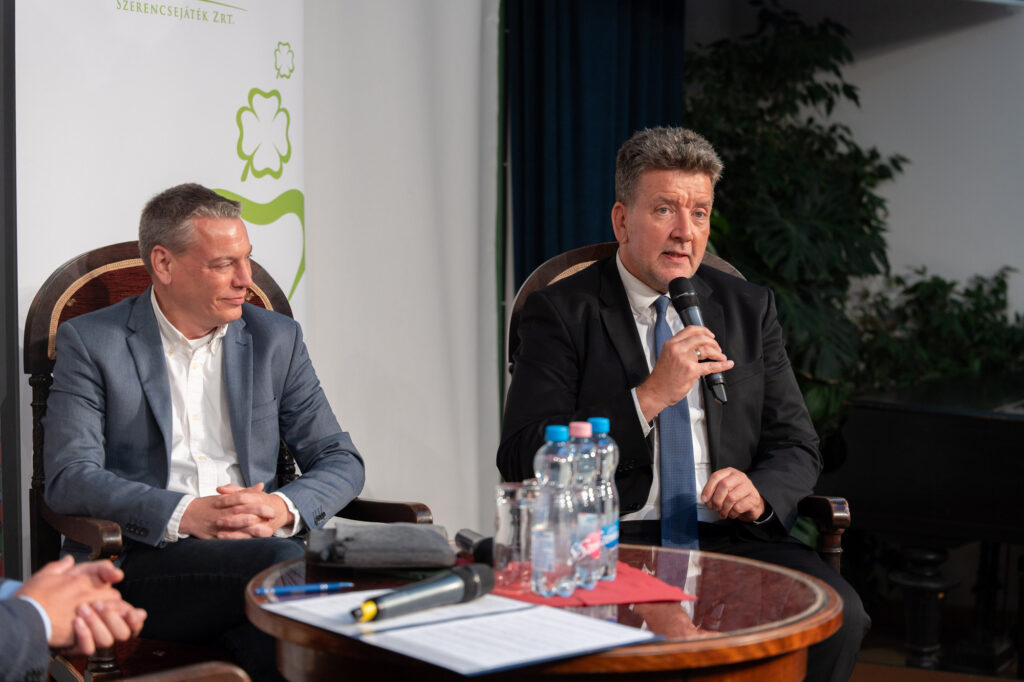 Boros Bánk Levente Móczár Gábor