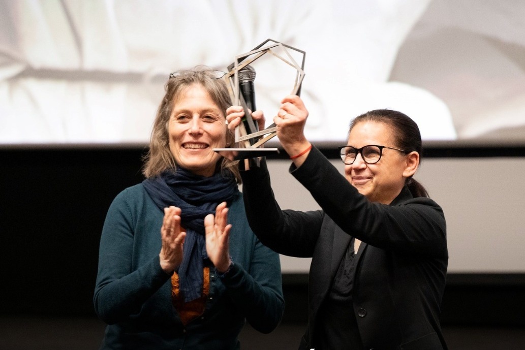 enyedi ildiko csendes barat