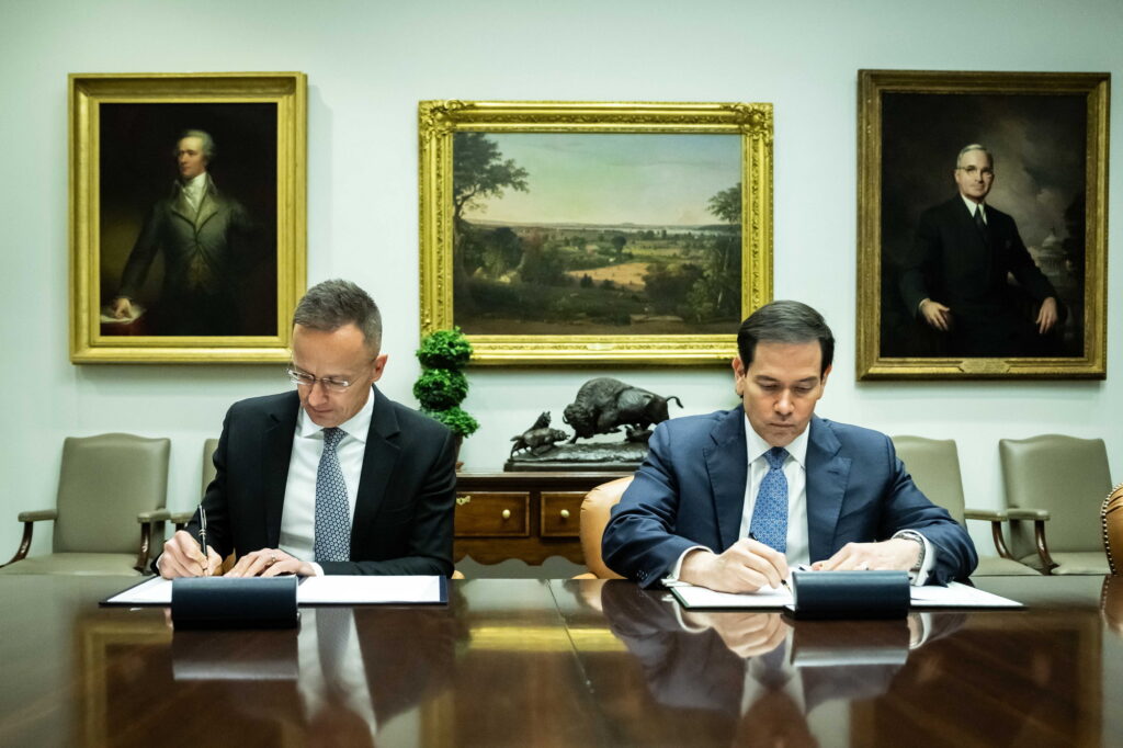 SZIJJÁRTÓ Péter; RUBIO, Marco