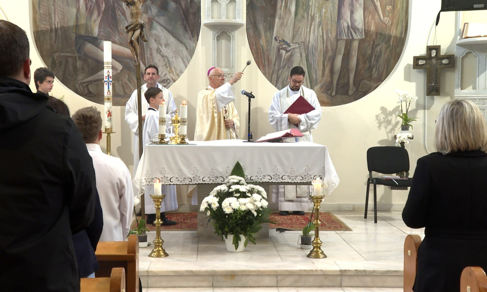 Ternyák Csaba egri érsek