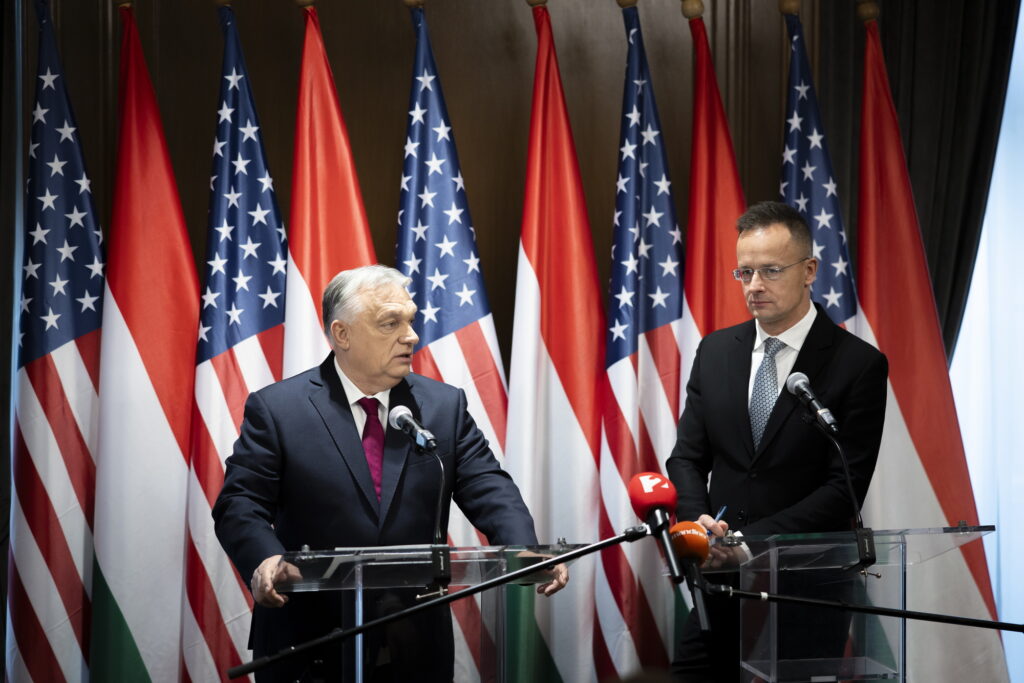 TRUMP, Donald; SZIJJÁRTÓ Péter; ORBÁN Viktor