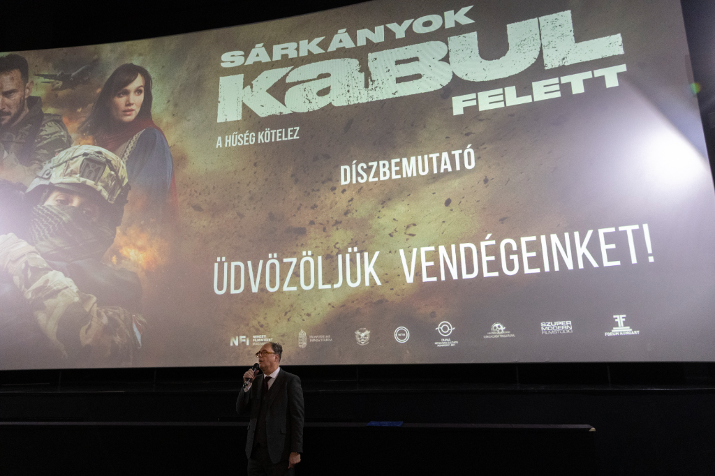 sárkányok-kabul-felett