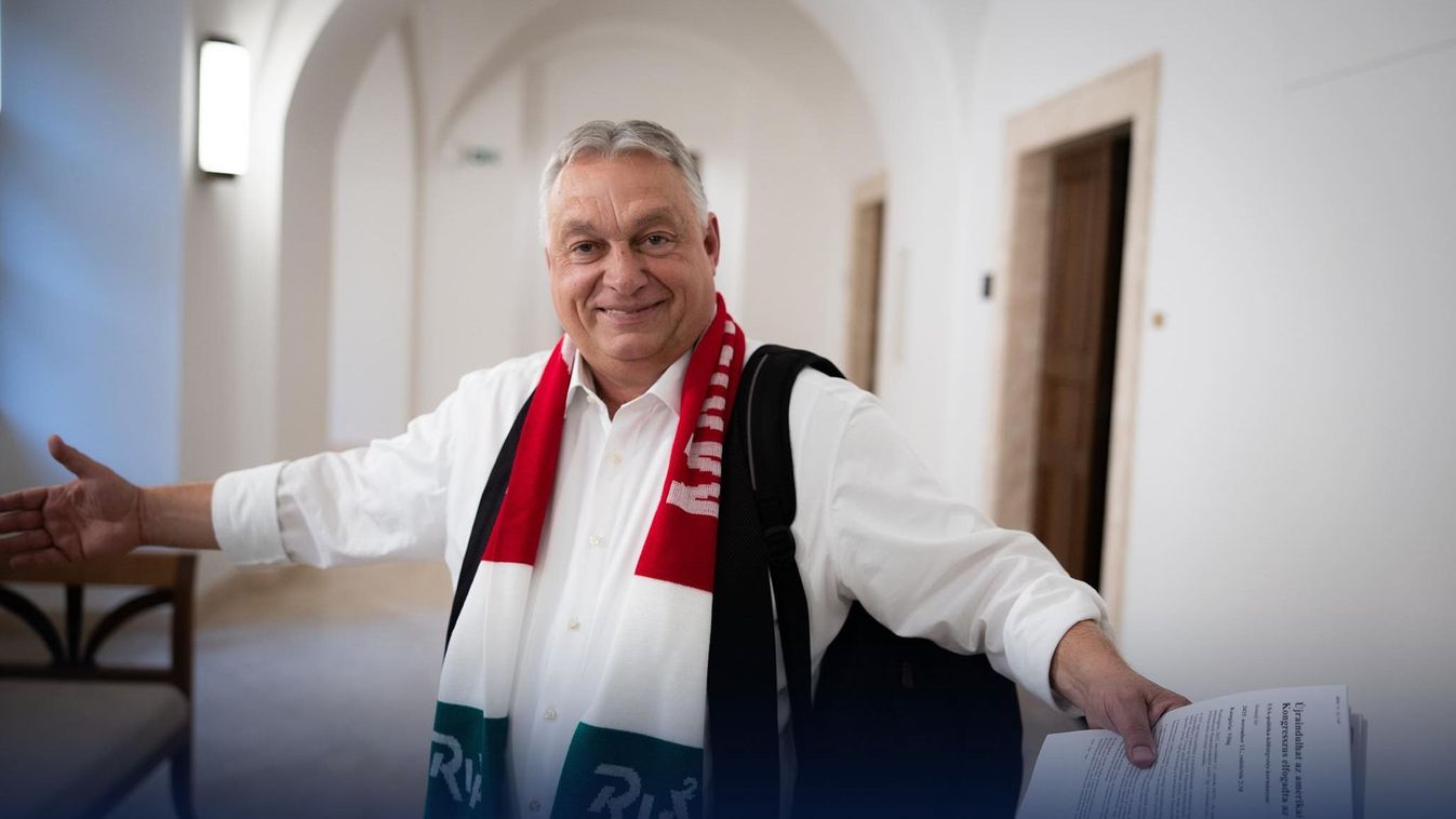 Orbán Viktor miniszterelnök foci
