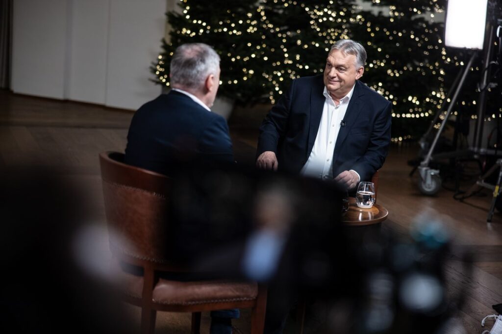 A végén a biztonság és a kiszámíthatóság a legfontosabb – Orbán Viktor a Mandinernek (+VIDEÓ) Orbán Viktor
