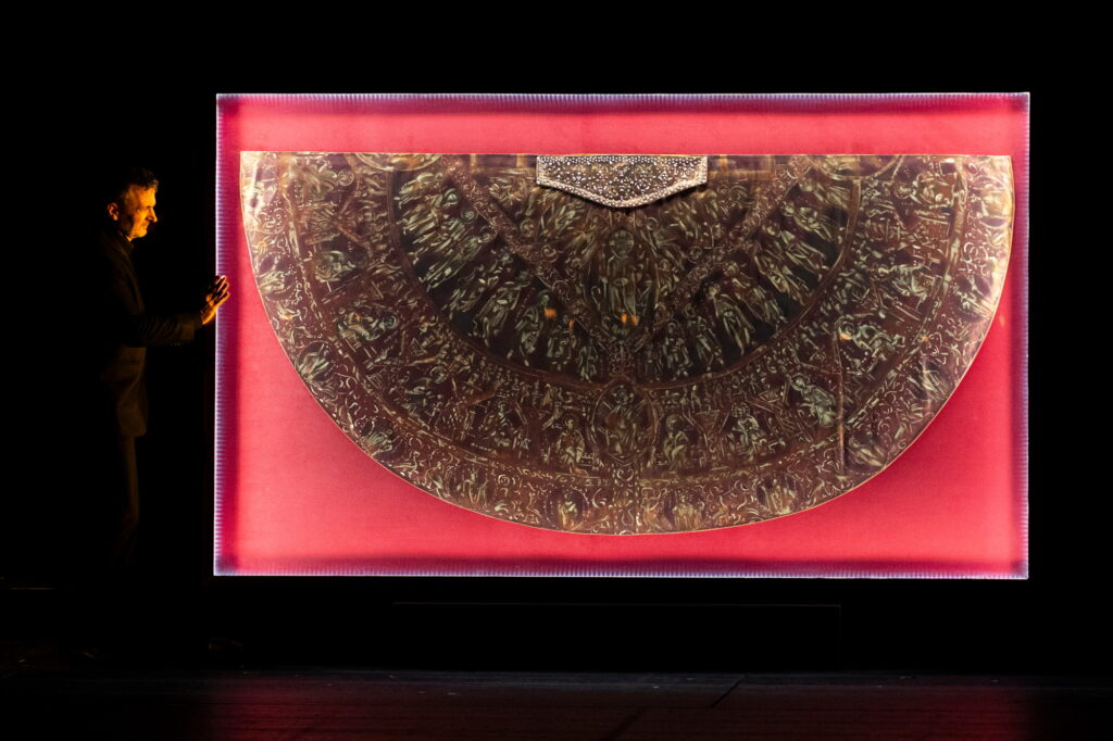 magyar-koronazasi-palást