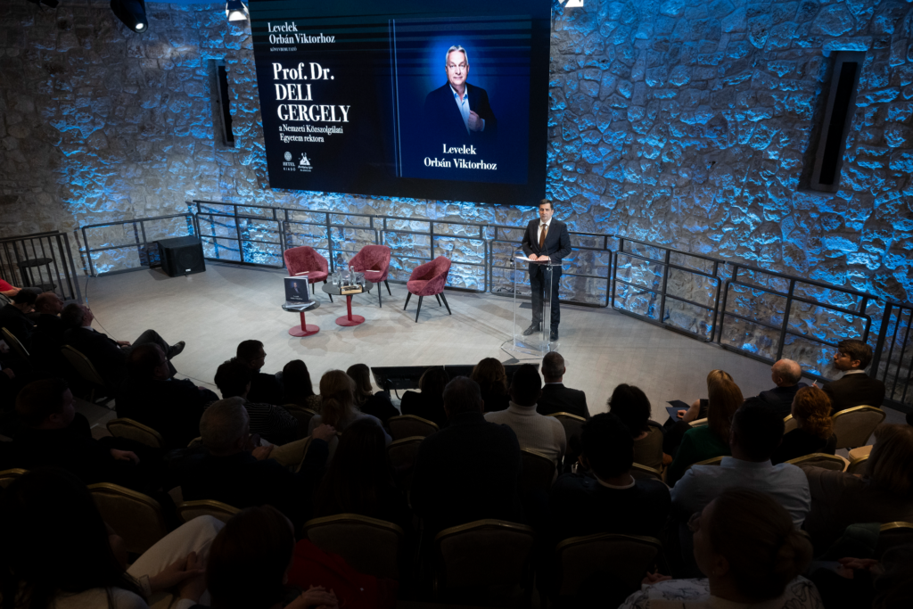 Levelek-Orbán-Viktorhoz