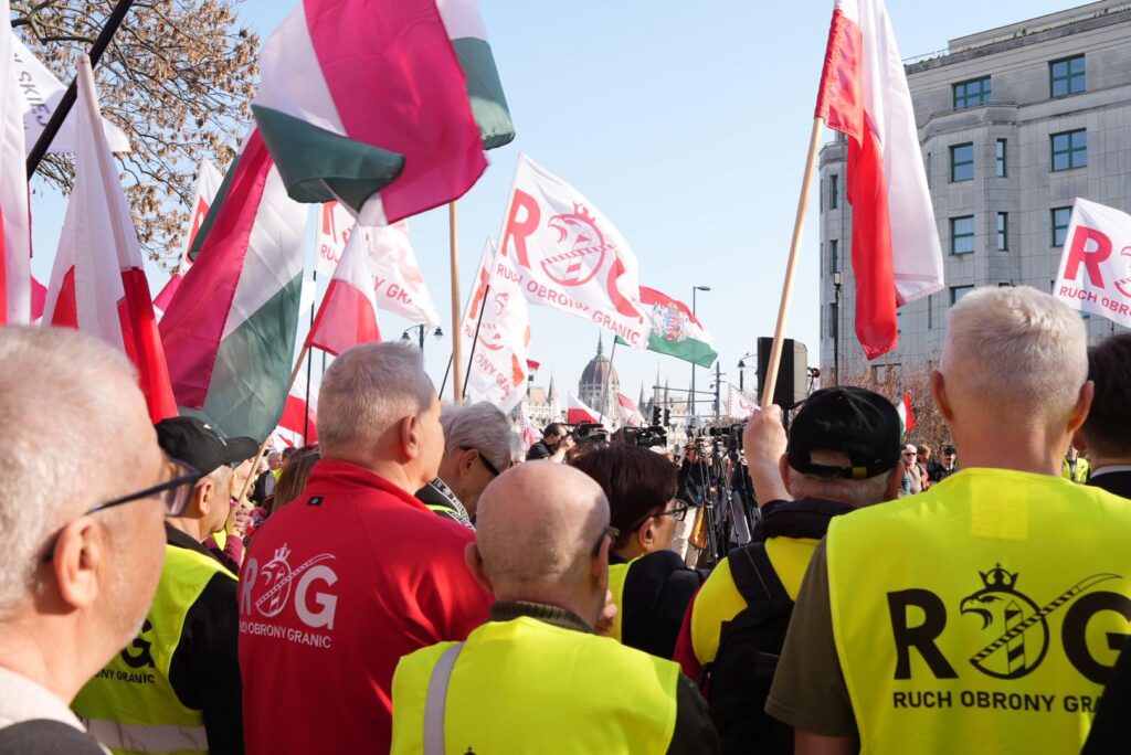Lengyel vendégekkel közösen ünnepelt a CÖF-CÖKA