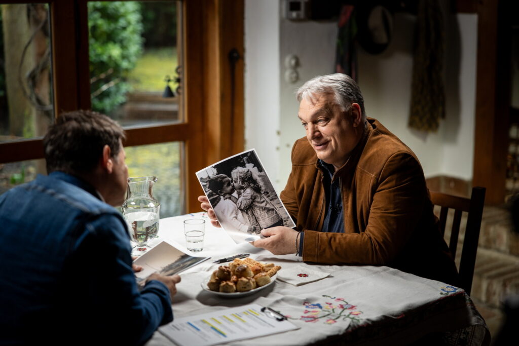 HAJDÚ Péter; ORBÁN Viktor