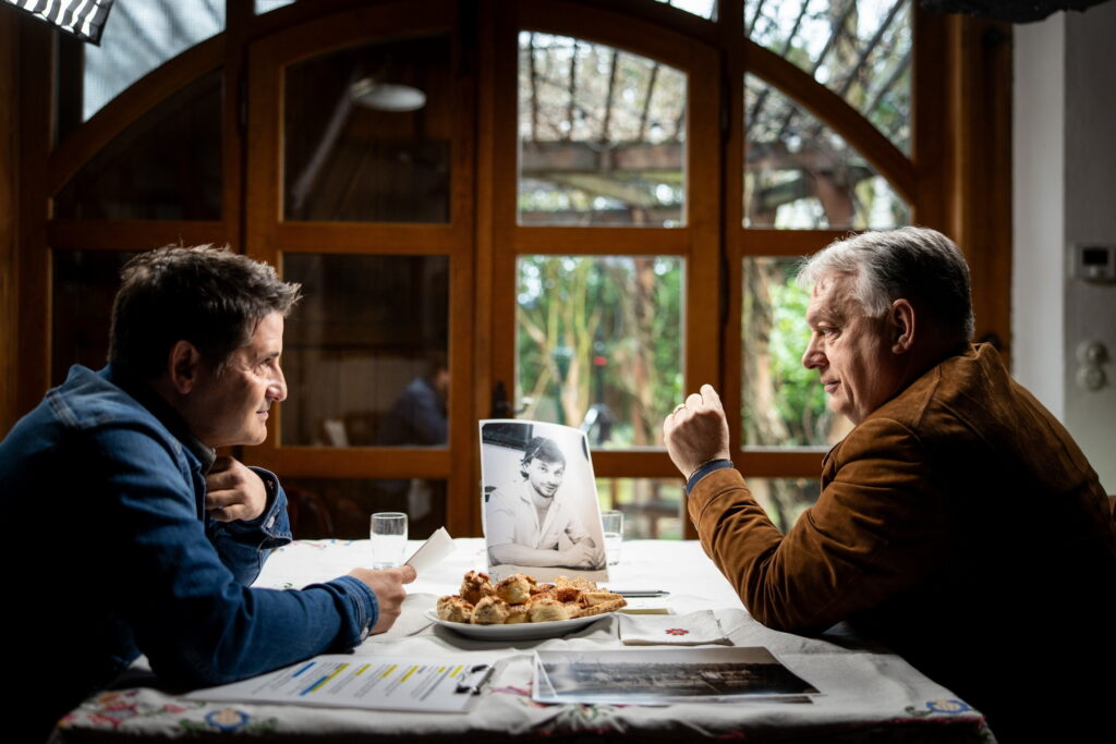 HAJDÚ Péter; ORBÁN Viktor