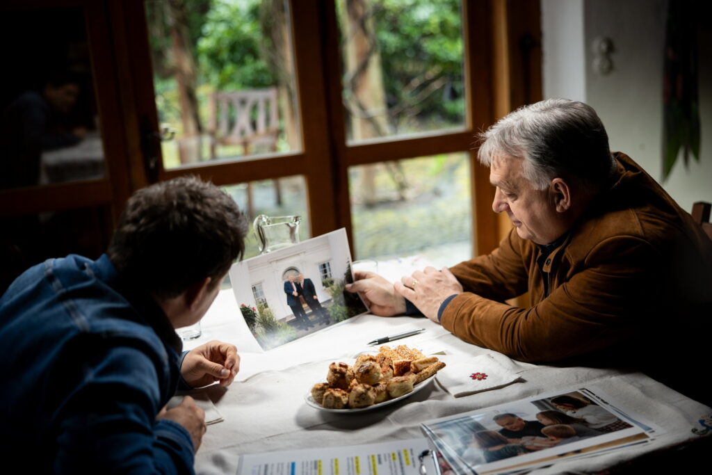 HAJDÚ Péter; ORBÁN Viktor