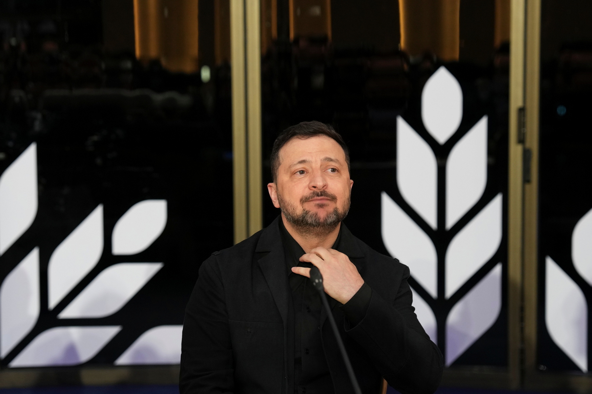 ZELENSZKIJ, Volodimir