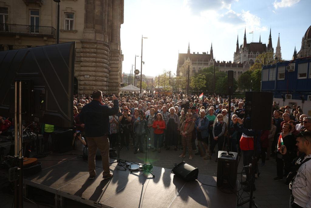 Magyar úton gyűlés