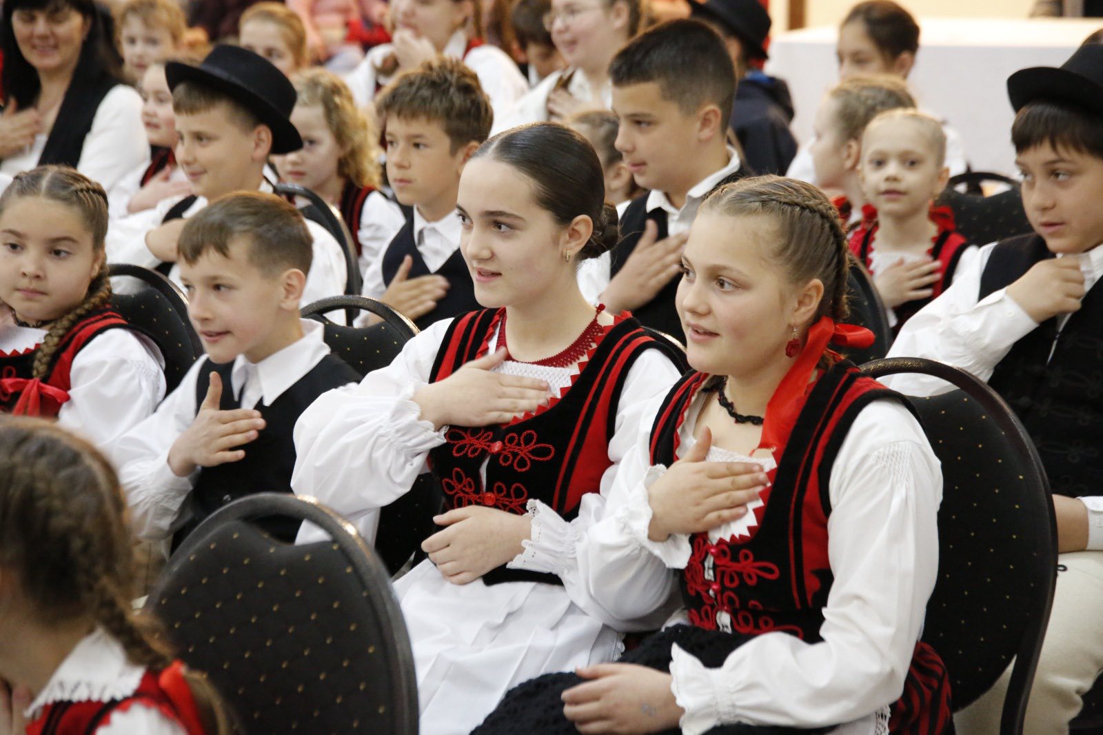 erdély székely gyerekek