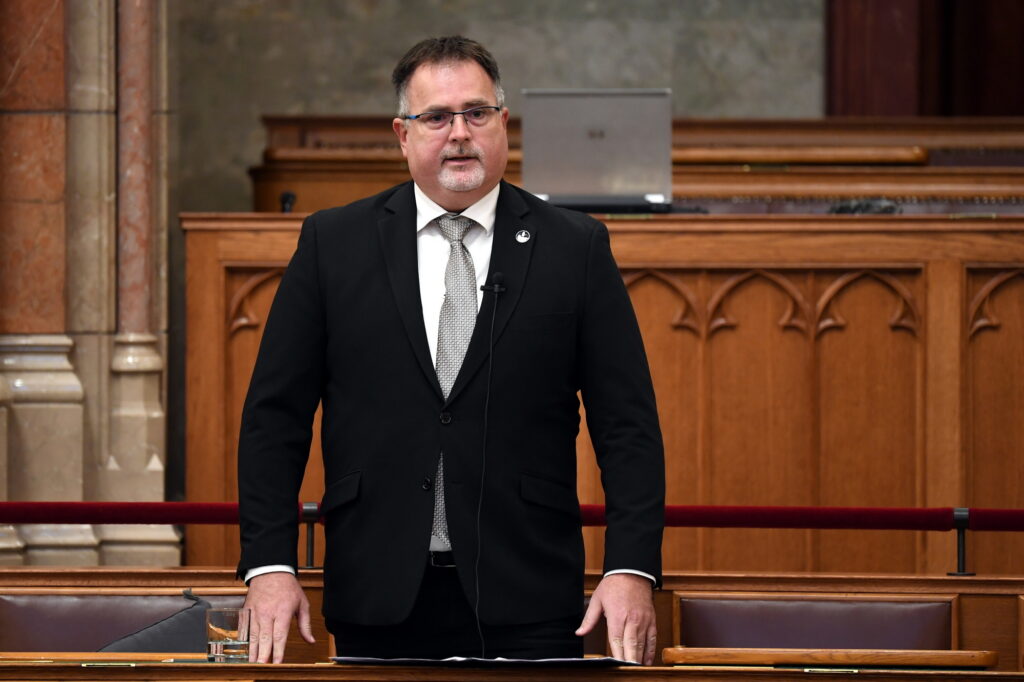 WINDISCH László