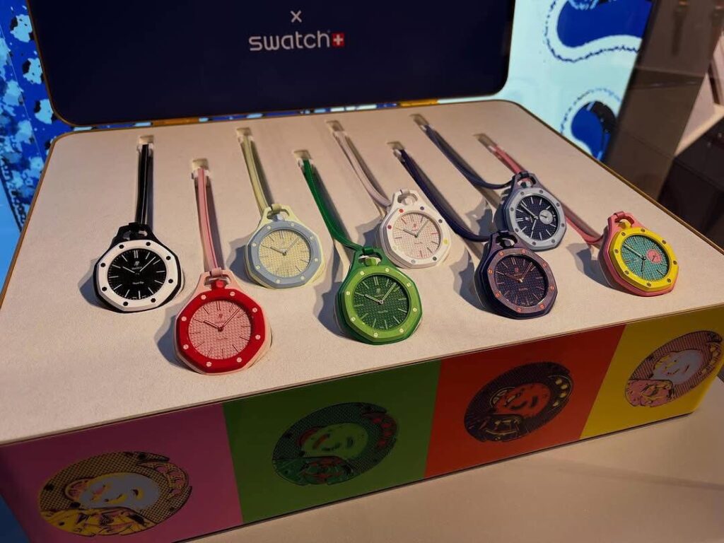 swatch Royal Pop