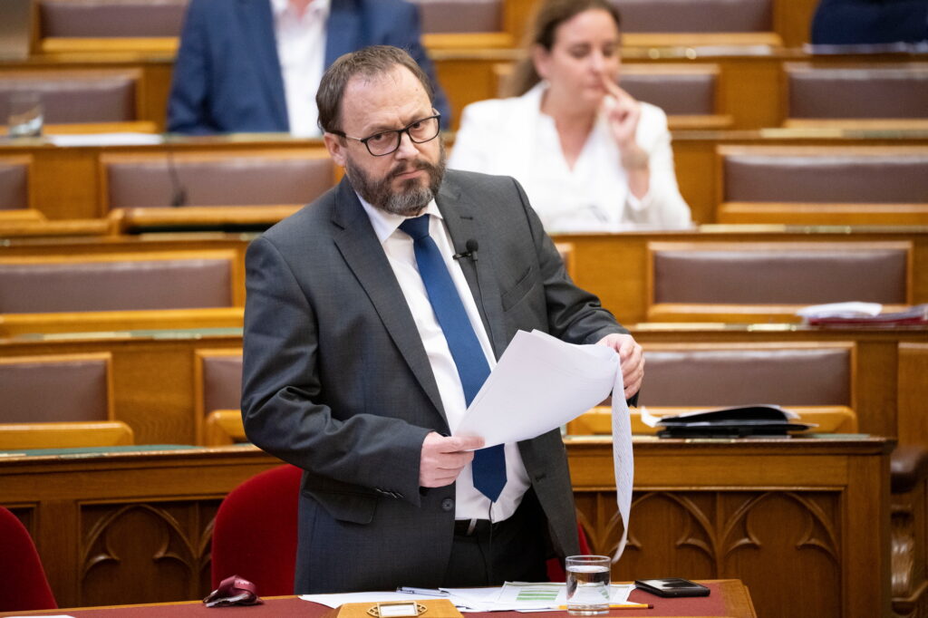 KÁRMÁN András