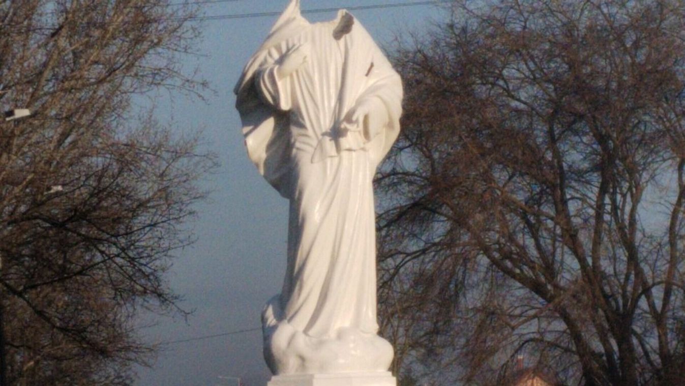 dunavecsei maria szobor rongalas