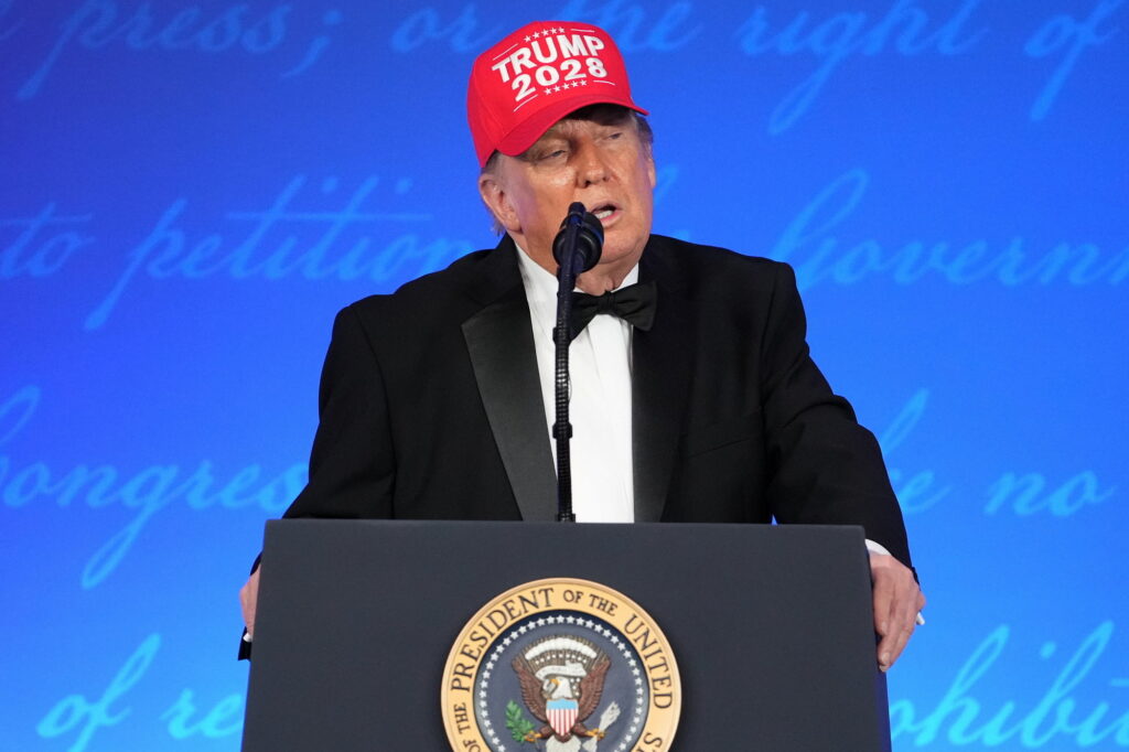 TRUMP, Donald