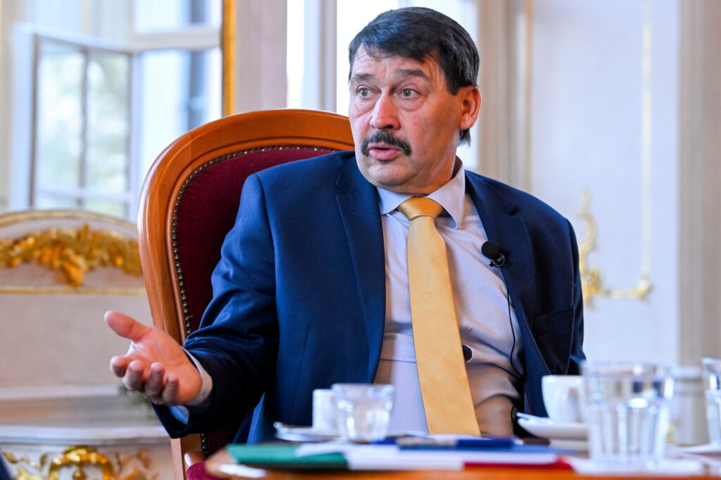 ÁDER János