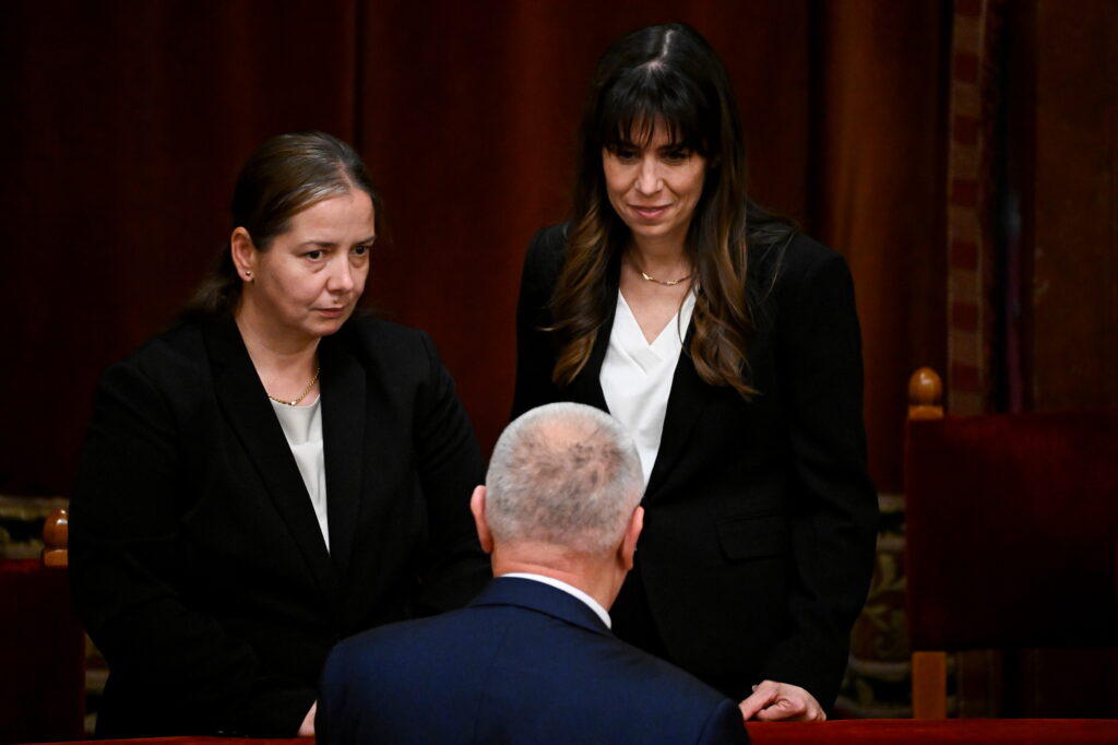 Unger Anna Róza és Tasnádi Katalin