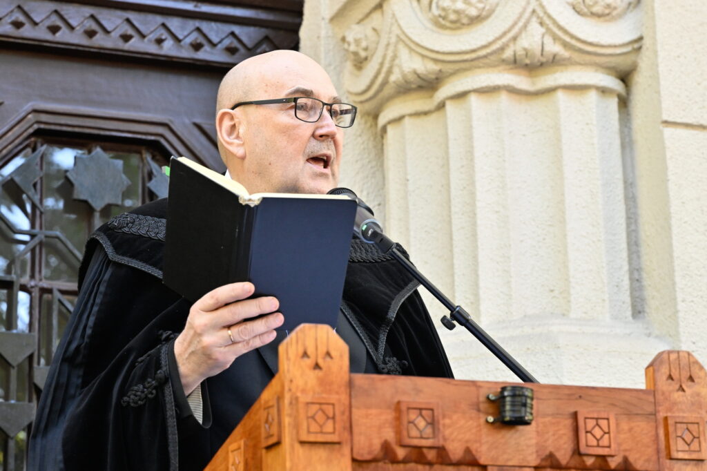 STEINBACH József