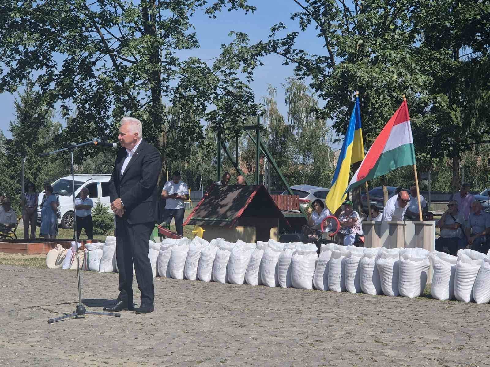 magyarok kenyere program Kárpátalja