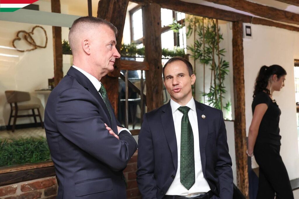 Kubatov Gábor, A Ferencvárosi Torna Club elnöke és Hajnal Tamás, a klub sportigazgatója