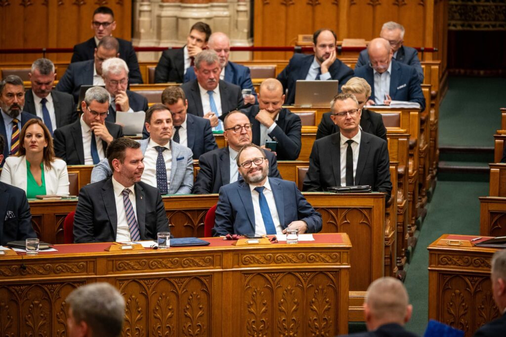 Kármán-Vitézy-parlament