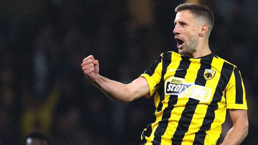 Az AEK Athén magyar csatára, Varga Barnabás
